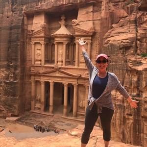 Meet your Posher, Becky